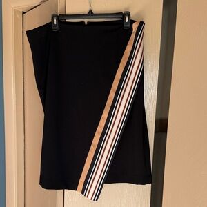 DKNY Elegant Burrrberry ish Black Skirt with Striped Accent